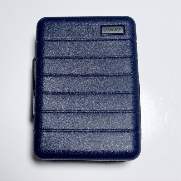 Away x United Mini Travel Case - Picture 1 of 7